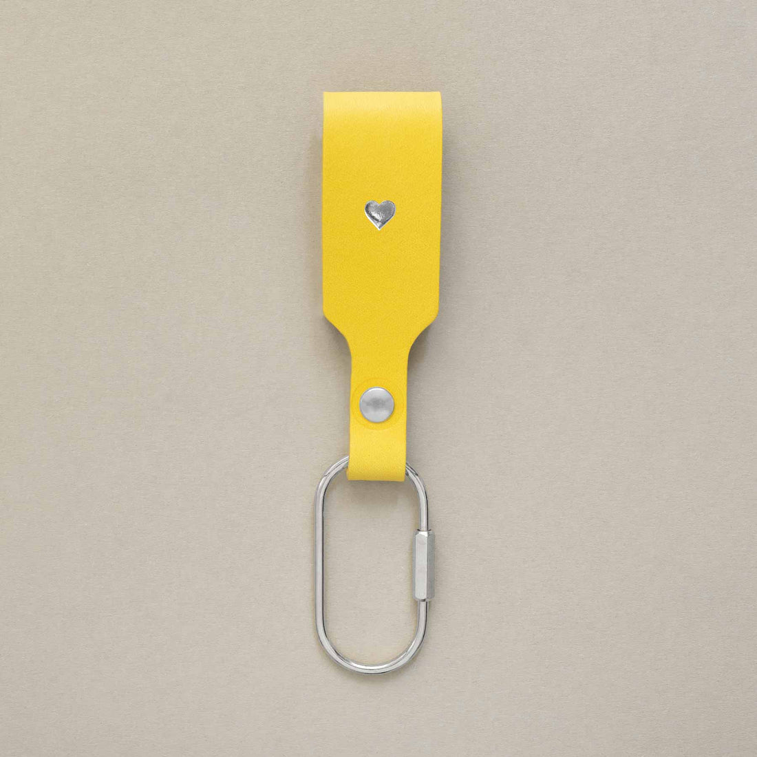 Espresso brown key ring with carabiner – made of premium leather