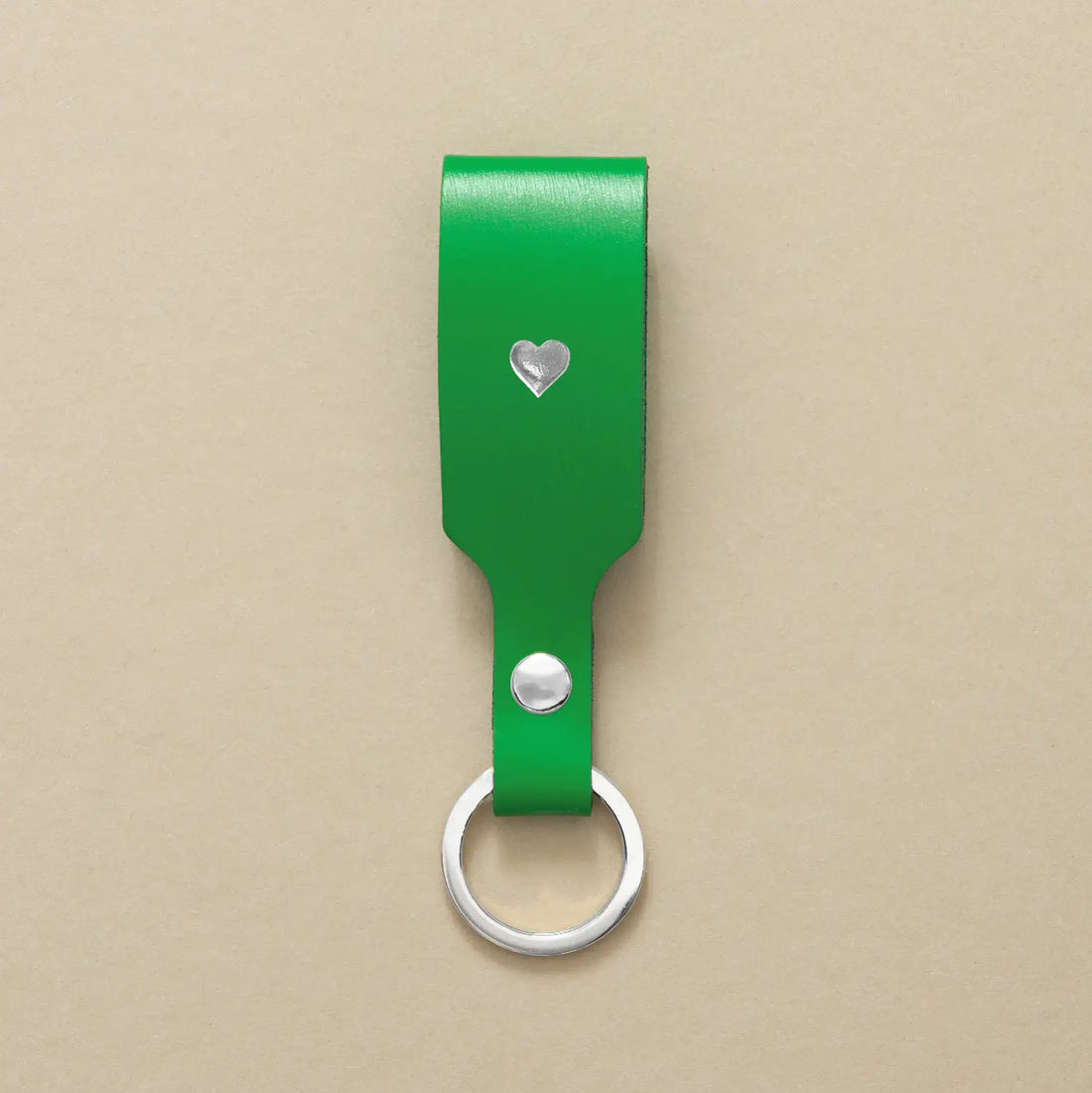 Schlüsselanhänger Grün mit Ring Silber – aus Premium Leder