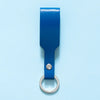 Schlüsselanhänger mit blauer Lederschlaufe und silbernem Schlüsselring