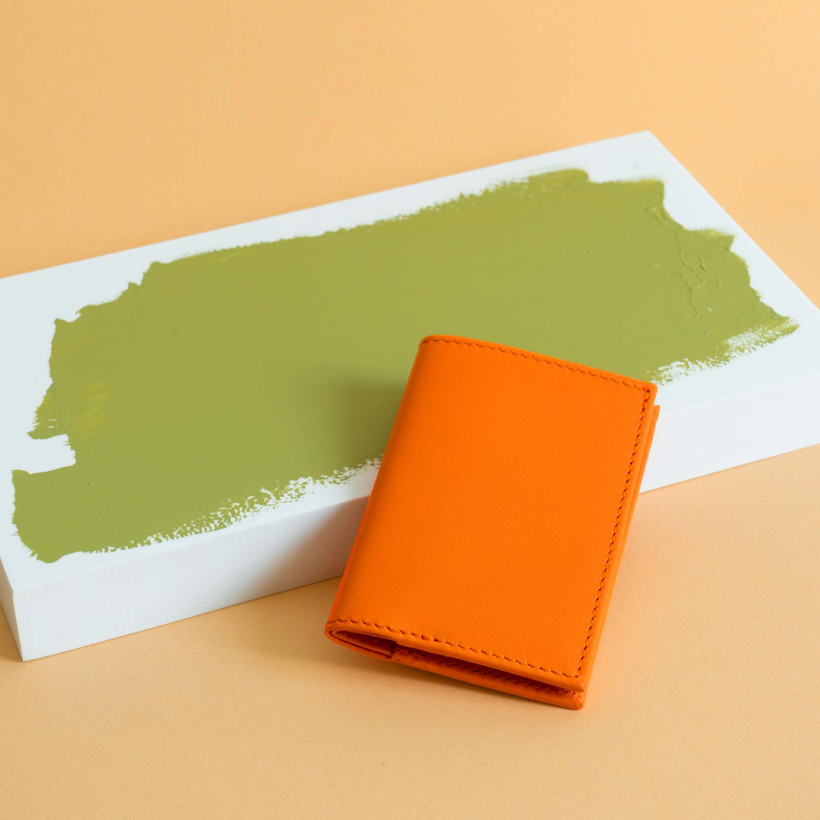 Mini Geldbörse in Orange aus Nappaleder mit Kartenfach und Scheinfach